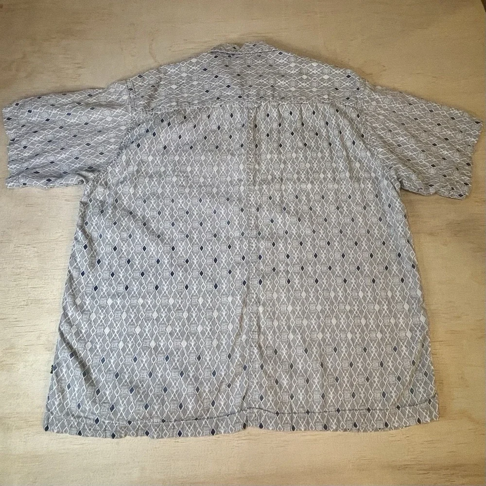 The North Face Mens XXL Blue Diamond Patterned Short Sleeve Button Down Shirt